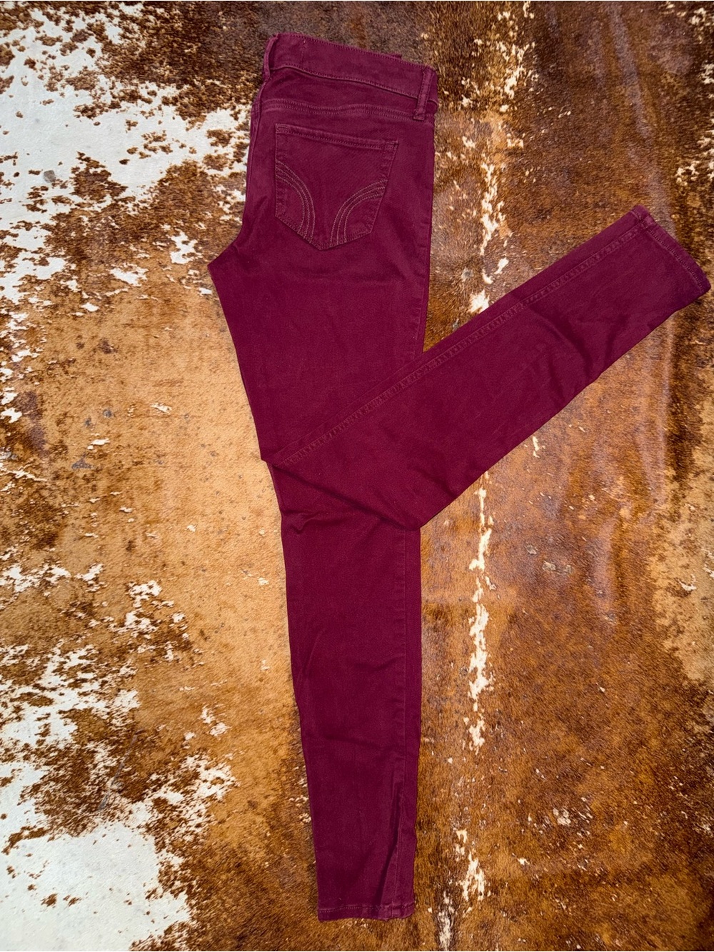 Hollister Women’s Slim Fit Burgundy Jeans